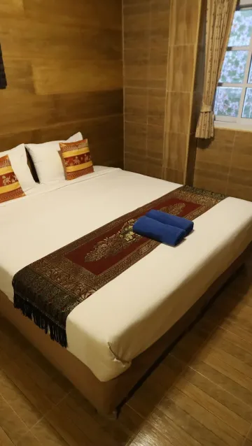 ห้องซูพีเรียร์ เตียงใหญ่ 1 เตียง