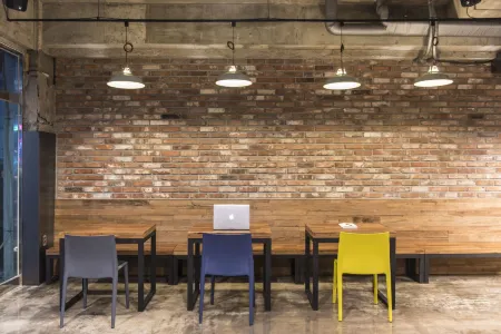 Check Inn Hotel Jeju Отели в г. Чеджу