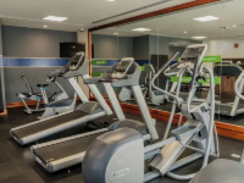 ハンプトン イン セラヤ メキシコ セラヤのホテル