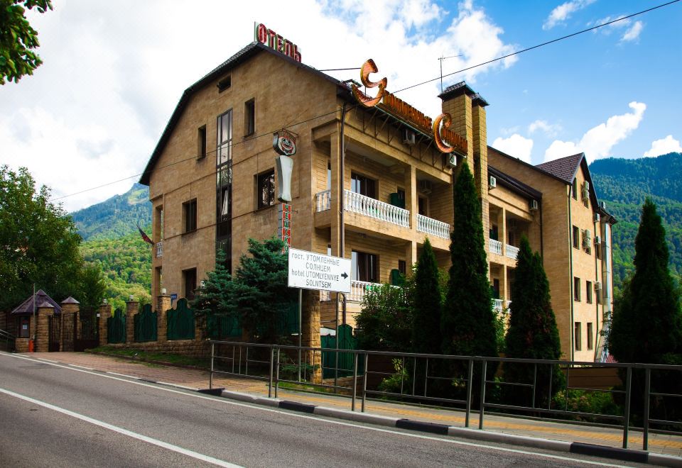 hotel overview picture