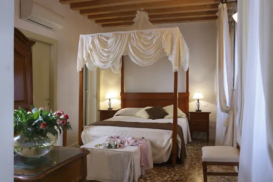 阿爾帕拉澤託住宿加早餐酒店