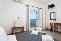 Porto Villa Hotels in Vlichada