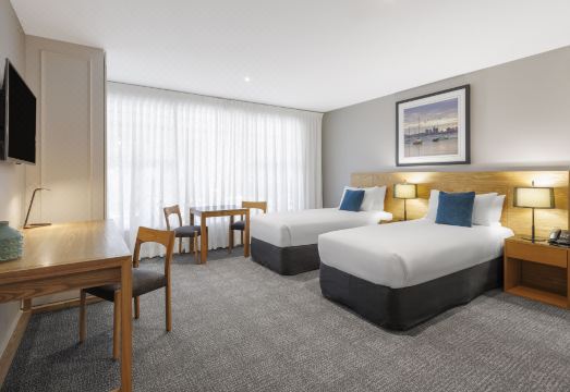 퀘스트 브라이턴 온 더 베이의 깔끔한 객실 주방 사진