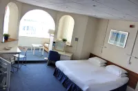 Sandpiper Holiday Apartments