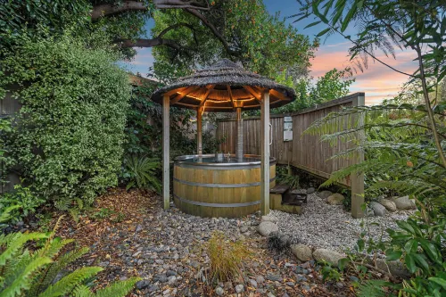Tasman Holiday Parks - Te Anau - Spa
