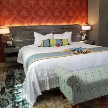 Sens Hotel & Vanne Bistro Berkeley