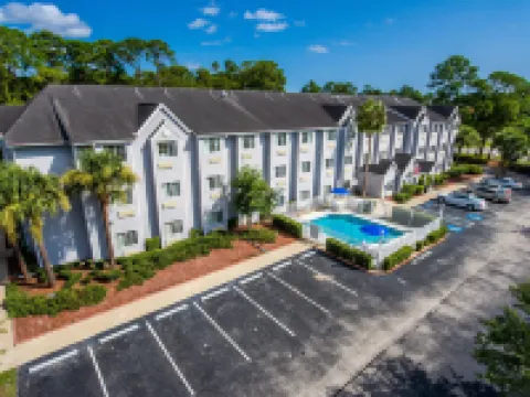 Microtel Inn & Suites by Wyndham Palm Coast I-95 Hotels in Flagler County