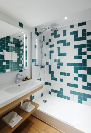 Grand Hotel Bregenz - MGallery Collection Отели рядом с достопримечательностью «Пфендер»