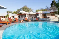 Lauradale Accommodation - Pools