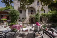 Casa Calda Hotels in Sirakon
