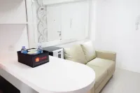 Exquisite Bassura City Apartment Near Shopping Mall - Kitchenette
