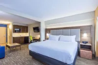 Holiday Inn Express & Suites Saint John Harbour Side Các khách sạn gần University of New Brunswick Saint John