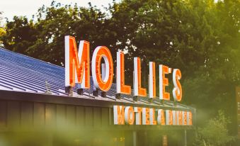Mollie's Motel and Diner