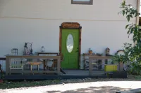 Covered Wagon B&B Guesthouse Hotels in Mason