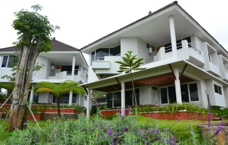 Samara Resort Отели в г. Batu Sub-District