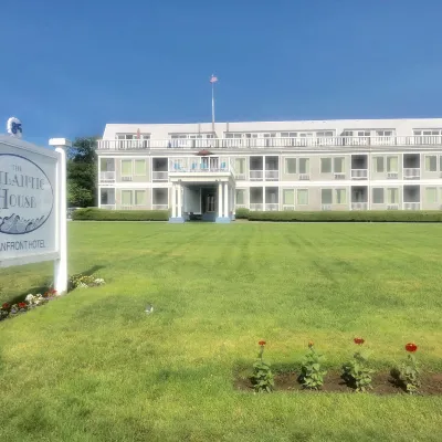 The Atlantic House Hotels near Roger Wheeler State Beach