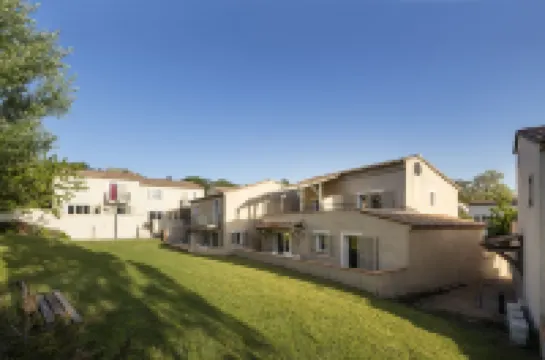 ガーデン & シティ モン ヴントゥ - マラーシーヌ