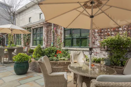 Glenroyal Hotel Отели в г. Leixlip