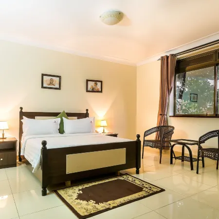 Marie's Royale Hotel
