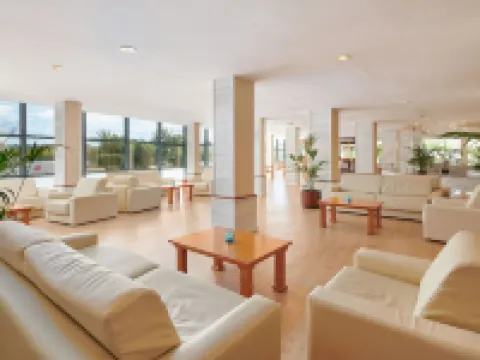 Grupotel Taurus Park Hotels in Ses Cadenes