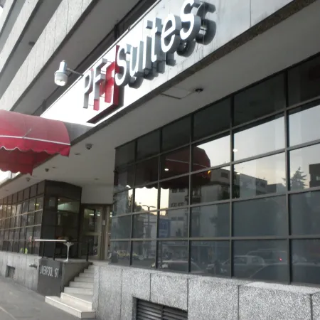 Hotel & Suites PF