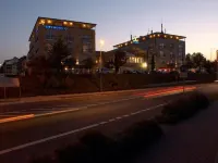 City Hotel Frankfurt Bad Vilbel Отели рядом с достопримечательностью «Харнхайм»