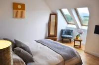 Lurach House