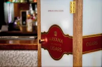 The Enniskillen Hotel and Motel - bar