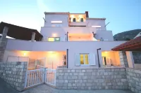 Villa Avantgarde Hotels in Mlini