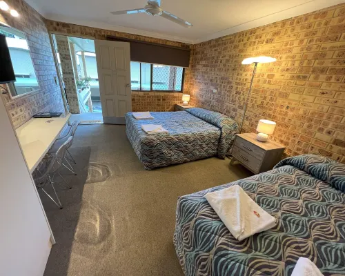 Golden Beach Motor Inn, Caloundra Hotels in Caloundra