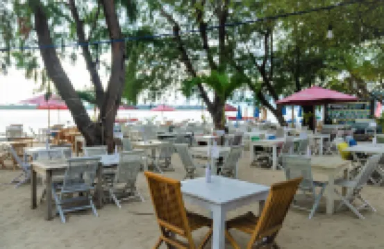 瓦爾納海灘酒店