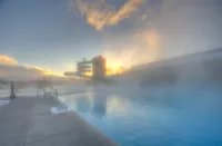 Fairmont Hot Springs Resort - Pool