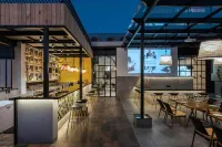 The Fern Residency Udaipur, Series by Marriott - 酒吧