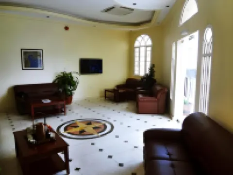 Al Ferdous Hotel Apartments