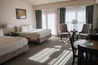 Lone Tree Golf Club and Hotel Hotels in Lone Tree
