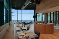 Herbert Samuel Okeanos Suites Herzilya - breakfast