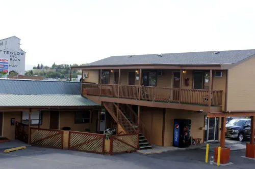 Country Motor Inn Hotels in Livingston