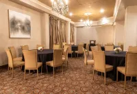 Old Capitol Inn - breakfast