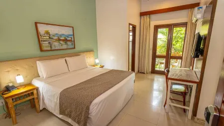 Enseada Dos Corais Praia Hotel