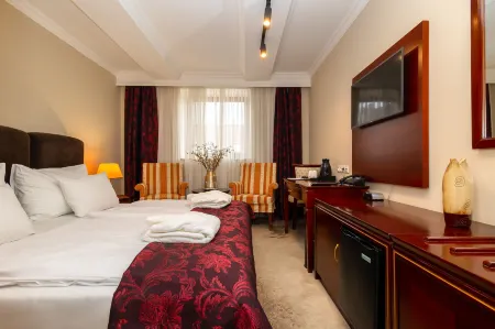 Grand Hotel Sole Отели рядом с достопримечательностью «Agrokomplex»