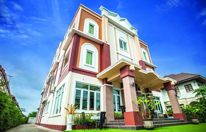 Excella Hotel