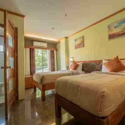 Rawis Resort Hotel Rooms