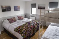 Black Beach Cottage Hotels in Olfus