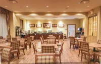 Natchez Grand Hotel on the River - breakfast