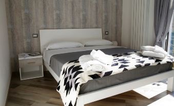 Hermes Rooms for Tourists