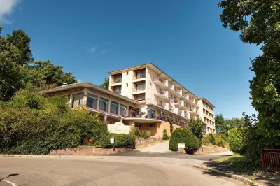 لاليكساين أوتل ريستورانت آند ويلنيس Hotels near Cave Jean Baptiste Adam