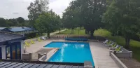Camping les Naïades Hotels in Vienne-le-Chateau