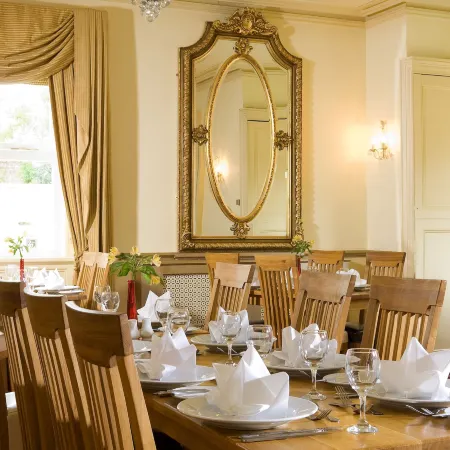 Ramada by Wyndham Cheltenham