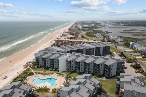 Ocean Front! Captains Quarters--2 bed 2 bath ocean front condo