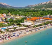 Hotel Dobrovit Các khách sạn ở Baska